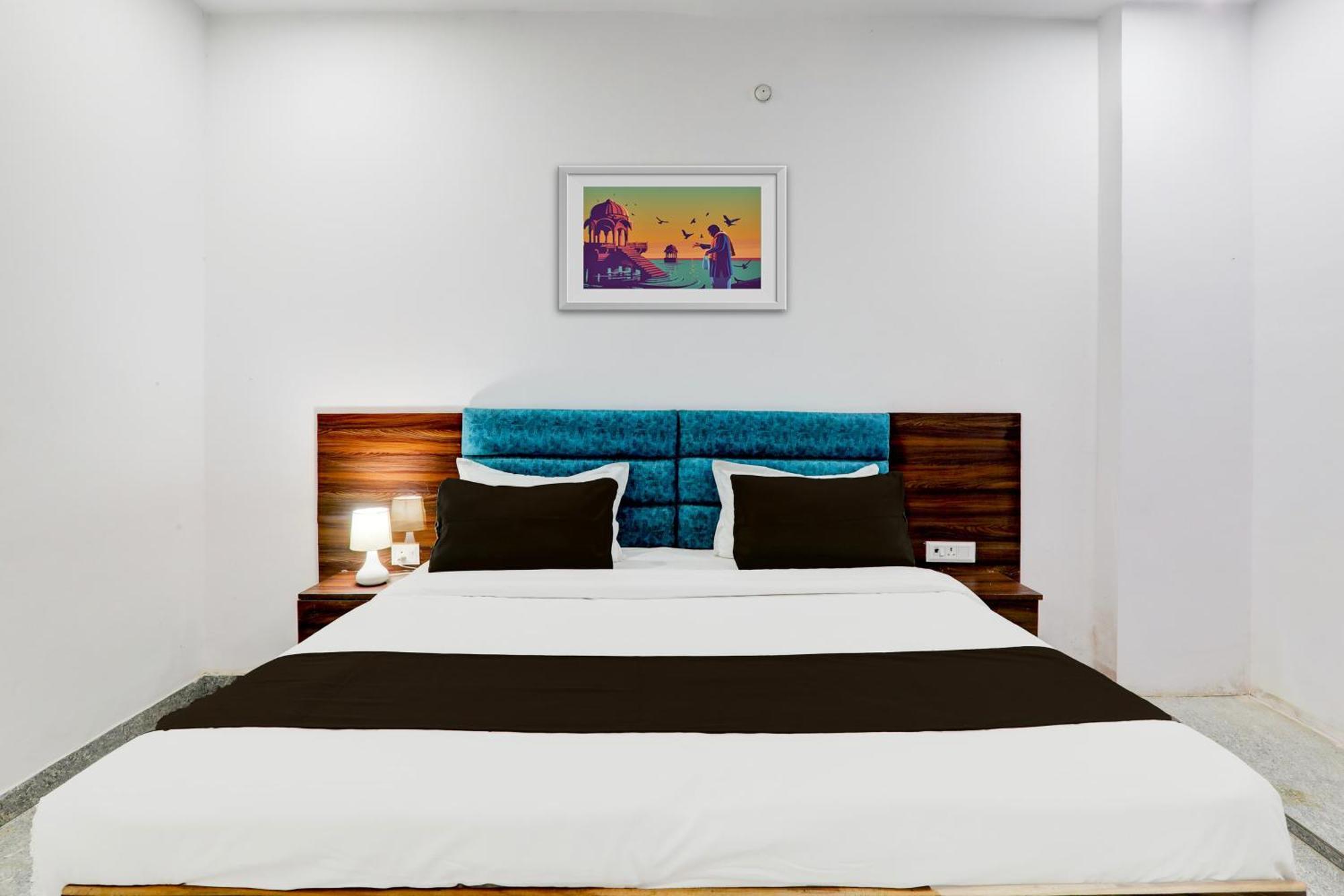 Hasanganj Hotel O White House מראה חיצוני תמונה