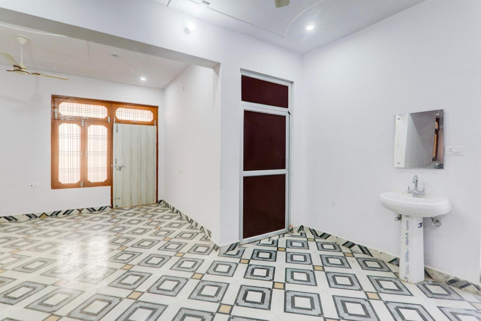 Hasanganj Hotel O White House מראה חיצוני תמונה