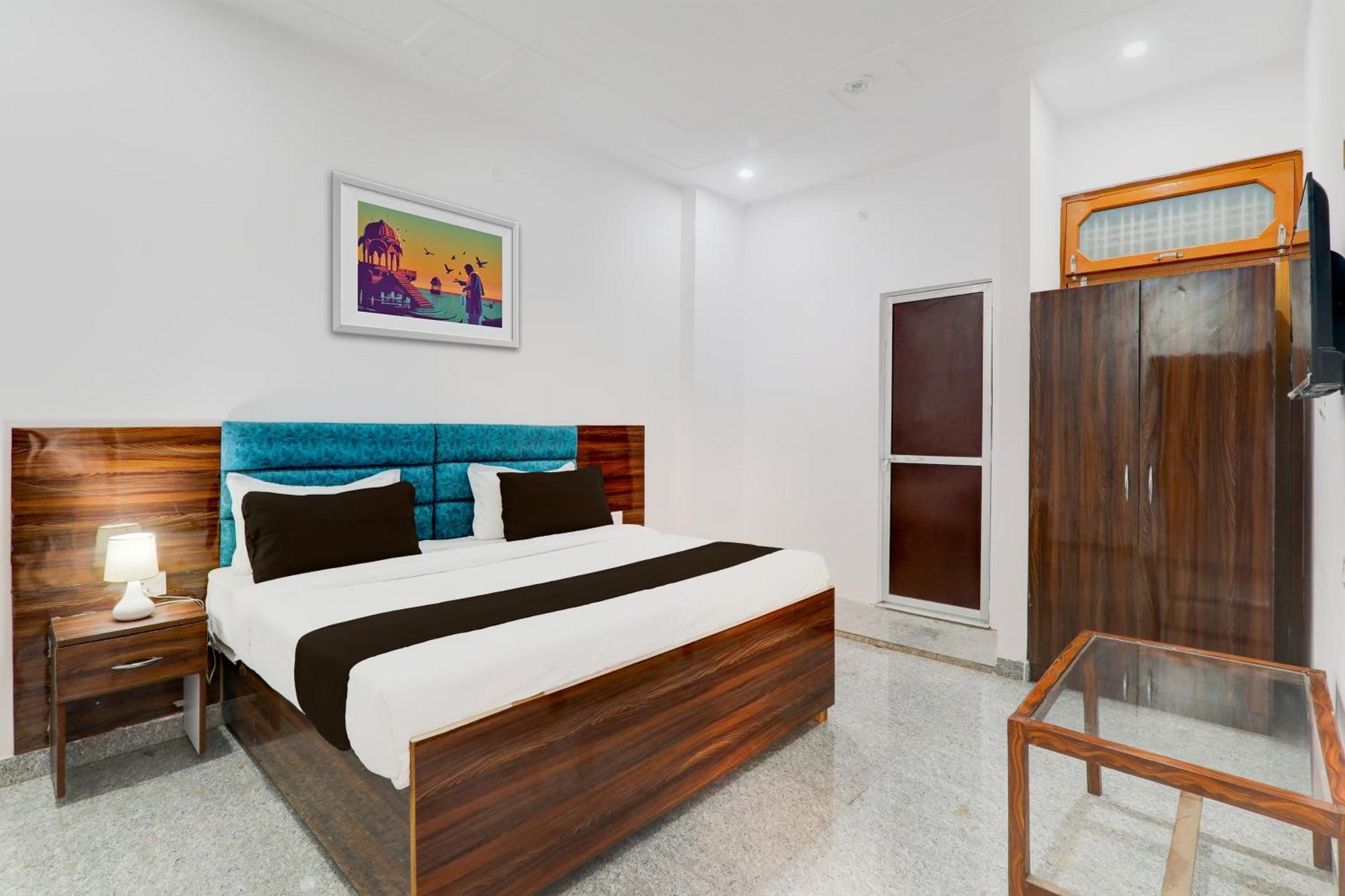 Hasanganj Hotel O White House מראה חיצוני תמונה